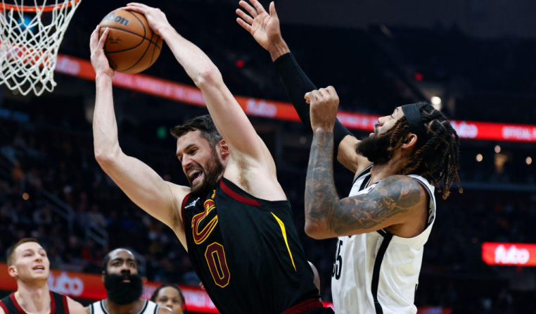 S15总决赛投注平台-包含亚冠赛程吃紧，门兴格拉德巴赫冲刺阶段豪取连胜，质疑声仍在，医务组通报恢复的词条