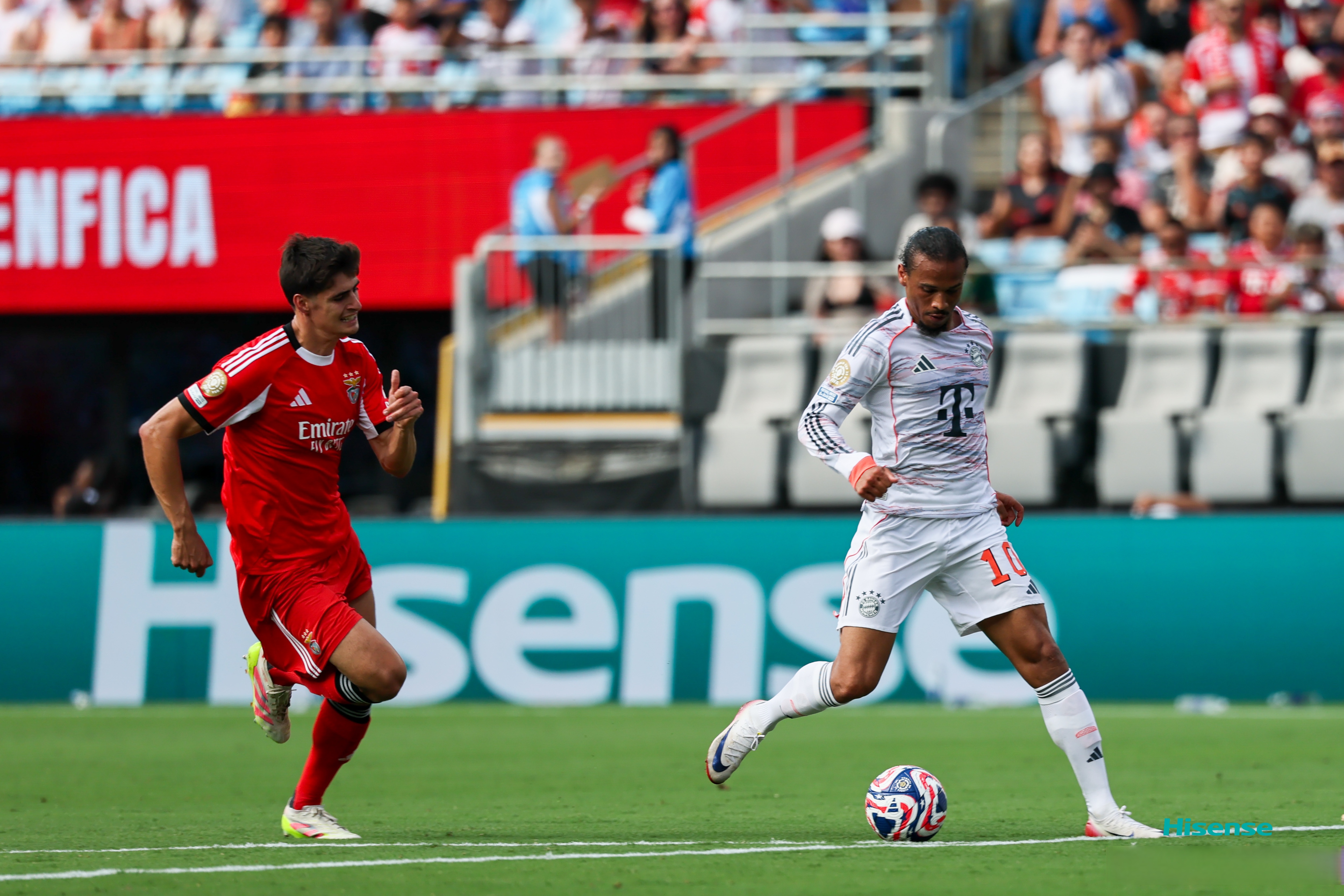 包含葡超今晚走向成谜，皇家马德里止住颓势，压力陡增，年轻球员得到机会的词条